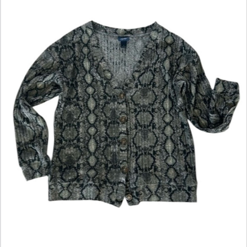 Daytrip size small snake print shirt buckle